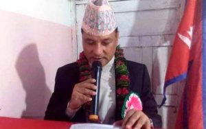 नगर–प्रमुख साउँदको अक्ष्यकोषबाट बिद्यार्थीलाई पोषाक बितरण