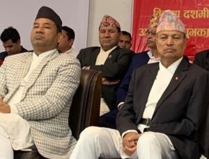 भीम रावलले पार्टीको खाताबाट ३० लाख रुपैयाँ गायव पारे : कर्ण थापा भीम रावलले पार्टीको खाताबाट ३० लाख रुपैयाँ गायव पारे : कर्ण थापा