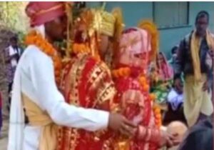 एकैपटक दुई युवतीसँग धुमधाम बिहे, यस्तो रहेछ सहमति एकैपटक दुई युवतीसँग धुमधाम बिहे, यस्तो रहेछ सहमति