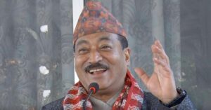विश्व कीर्तिमान कायम गरेका राज्यमन्त्री मानन्धरलाई प्रमाणपत्र हस्तान्तरण