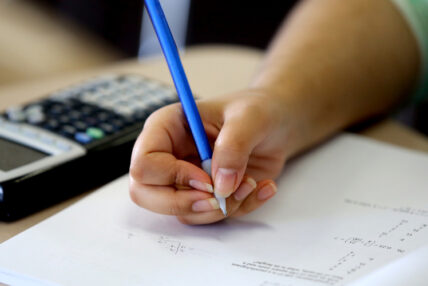 कक्षा १२ को परीक्षा आजदेखि, डेढ महिनाभित्र नतिजा निकाल्ने तयारी