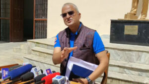 एमाले नेता भट्टराई अस्पताल भर्ना