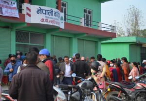 कैलाली काँग्रेसका अधिकांश क्षेत्रमा मतदान हुँदै, आरजुको क्षेत्रमा हानथाप कैलाली काँग्रेसका अधिकांश क्षेत्रमा मतदान हुँदै, आरजुको क्षेत्रमा हानथाप