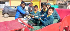 विद्युतीय कार निर्माण गने चार छात्रलाई आर्थिक सहयोग विद्युतीय कार निर्माण गने चार छात्रलाई आर्थिक सहयोग