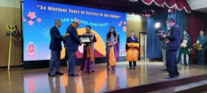 ऐश्वर्य बहुमुखि क्याम्पसका क्याम्पस प्रमुख भट्ट सम्मानित ऐश्वर्य बहुमुखि क्याम्पसका क्याम्पस प्रमुख भट्ट सम्मानित