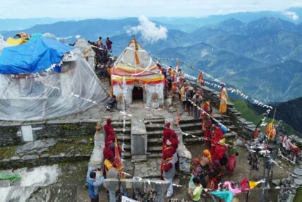 प्रसिद्ध धार्मिकस्थल बडीकेदार मन्दिरमा वैशाख १६ र १७ गते विशेष मेला लाग्ने
