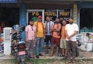 नाट्टा सुदूरपश्चिमका पदाधिकारीद्वारा बडिमालिका जाने पदयात्री हरुलाई बिदाई
