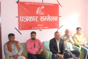 गठबन्धन अयोग्य भयो, बिदा गर्नुपर्छ : एमाले महासचिव पोखरेल