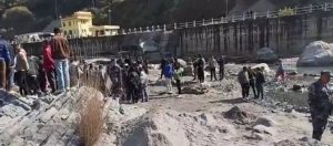 भारतीय डोजर महाकालीमा पसेपछि दार्चुलामा बिहानैदेखि तनाव भारतीय डोजर महाकालीमा पसेपछि दार्चुलामा बिहानैदेखि तनाव