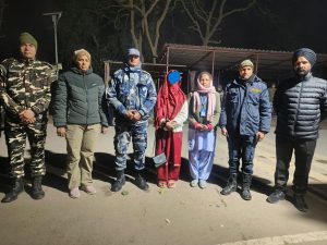 गौरीफन्टा सीमा नाकाबाट एक किशोरीको उद्दार गौरीफन्टा सीमा नाकाबाट एक किशोरीको उद्दार