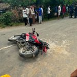 बेलौरीमा स्कूल बसको ठक्करबाट मोटरसाइकल चालक गम्भीर घाइते बेलौरीमा स्कूल बसको ठक्करबाट मोटरसाइकल चालक गम्भीर घाइते