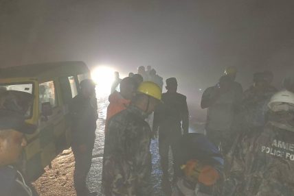 डडेल्धुरामा जीप दुर्घटना, दुई जनाको मृत्यु