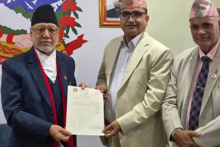 खगराज भट्ट सुदूरपश्चिमको मुख्यमन्त्री नियुक्त