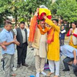 मुख्यमन्त्री खगराज भट्टद्वारा विधिपूर्वक पूजा गरी बडिमालिकाको पेटारो प्रस्थान मुख्यमन्त्री खगराज भट्टद्वारा विधिपूर्वक पूजा गरी बडिमालिकाको पेटारो प्रस्थान