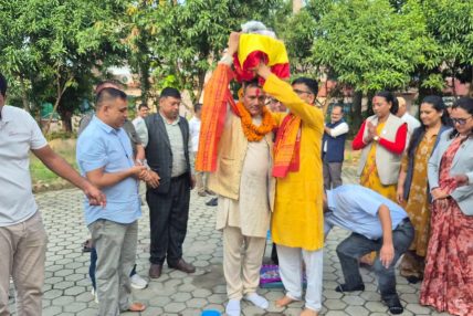 मुख्यमन्त्री खगराज भट्टद्वारा विधिपूर्वक पूजा गरी बडिमालिकाको पेटारो प्रस्थान
