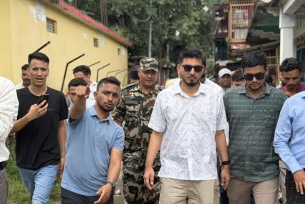 दार्चुला अस्पताल भवन निर्माणमा ढिलाइप्रति मन्त्री लम्सालको असन्तुष्टि, ठेक्का तोड्न निर्देशन