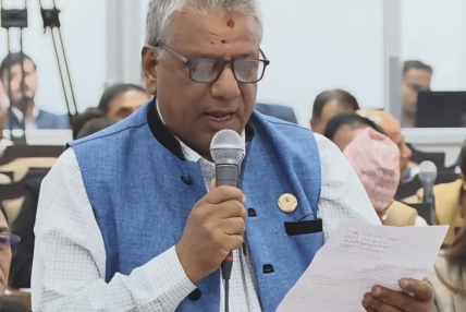 संसदमै प्रेसर हाई भएर लडे सांसद खड्का