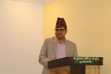 धार्मिक तथा पर्यटकीय क्षेत्रको प्रवद्र्धनमा विशेष ध्यान दिनुपर्नेः मुख्यमन्त्री भट्ट