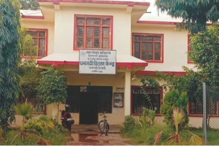 निरन्तर वर्षासँगै विद्युत संरचना जोखिममा, सावधानी अपनाउन प्राधिकरणको आग्रह