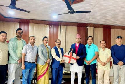 सुदूरपश्चिमको बजेट पढ्न तयार अर्थमन्त्री मल्ल
