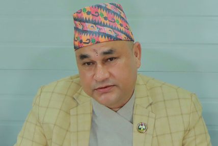 सुदूरपश्चिमका पूर्वमुख्यमन्त्री शाहद्वारा देउवा पक्षको अधिवेशनमा सहभागी हुन अपिल