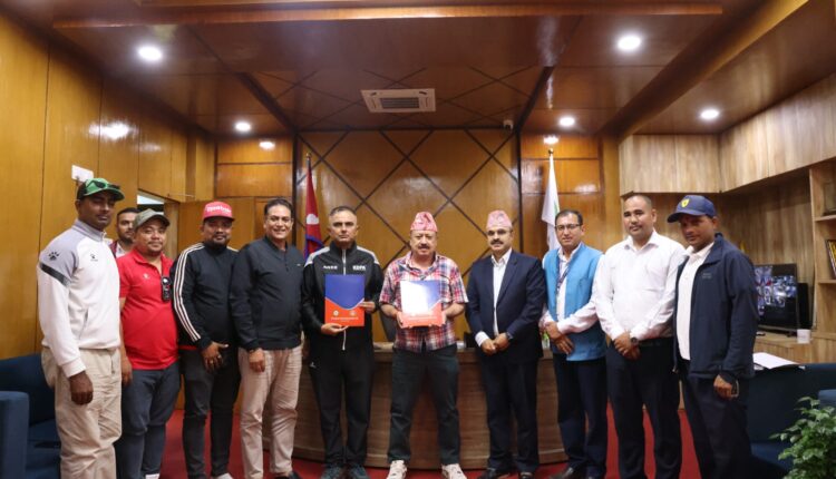 धनगढीका १६ खेल मैदानमा ग्रासरुट फुटबल विकास कार्यक्रम सञ्चालन हुने